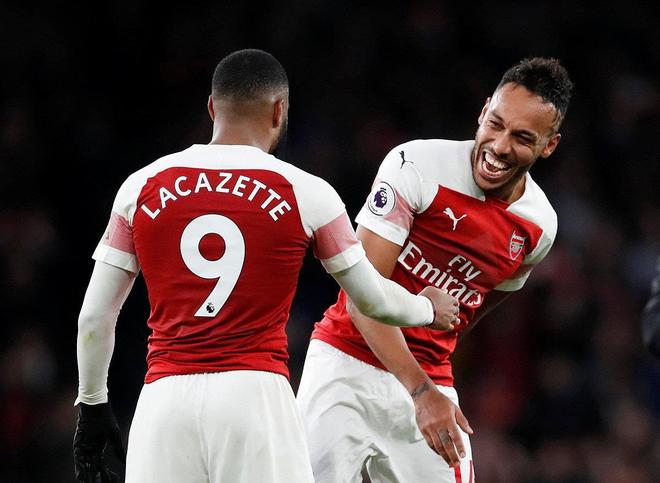 窗口期切尔西外线爆发：欧联节点到来，底气十足，轮换策略成焦点的简单介绍