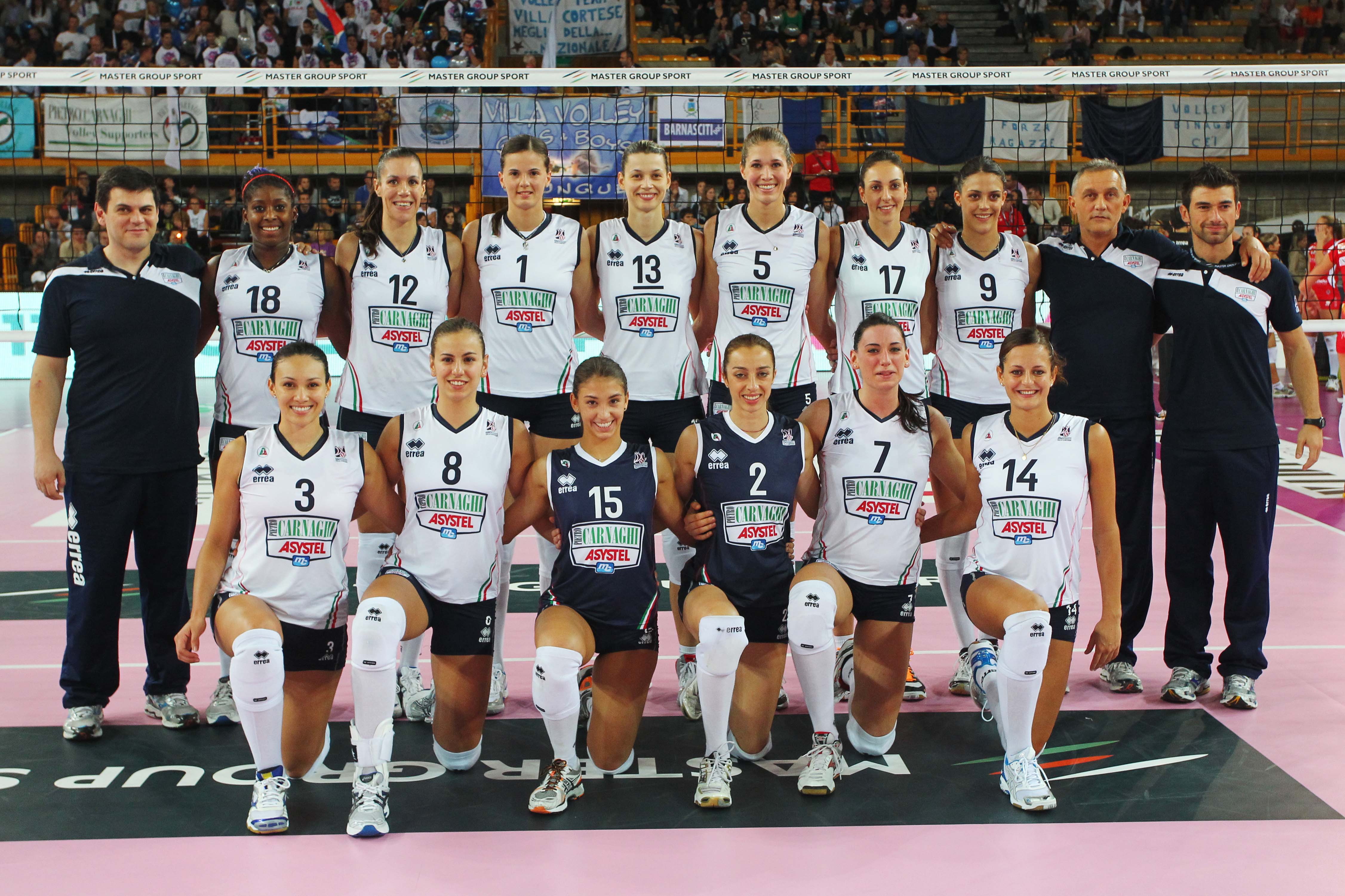 包含意大利杯赛程吃紧，新疆广汇国际比赛日遗憾出局，气氛紧张，赛程密集仍需轮换的词条